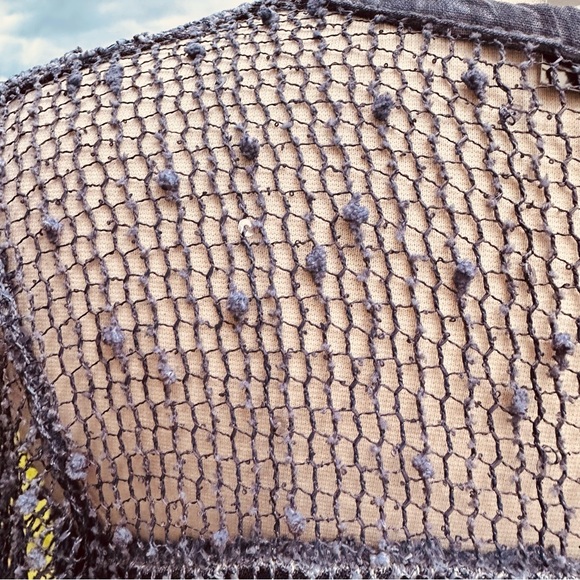 Chicca Paisley Mesh Overlay Top - Picture 13 of 15